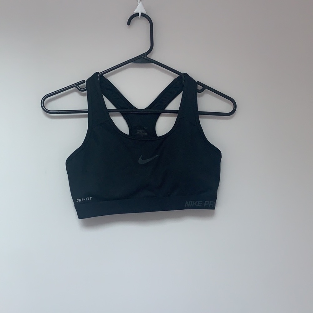 Nike Pro Sports Bra